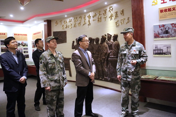 9U0G1919 - 副本.JPG