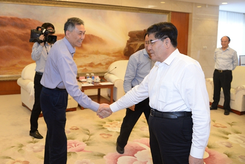 屈_6421 - 副本.jpg